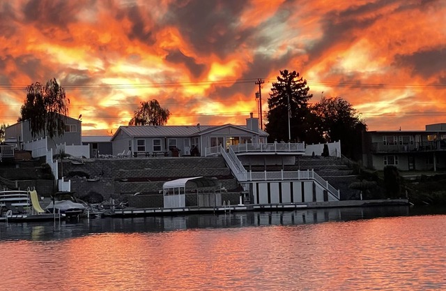 Best Water front with 5 bedrooms, 3 docks, lots of privacy and RV Parking too!