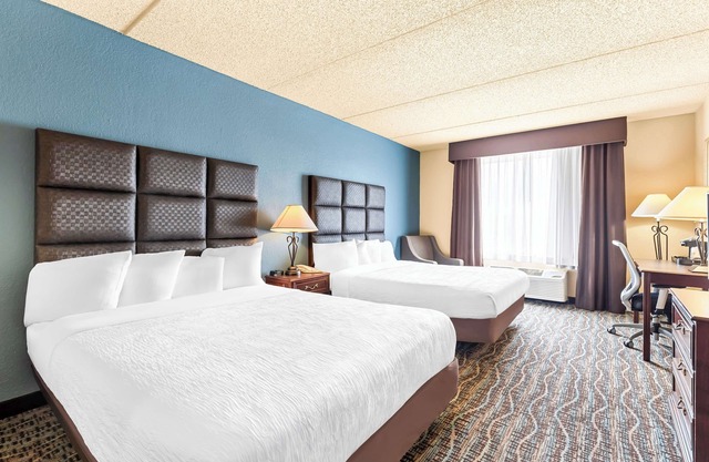Best Western Holiday Manor