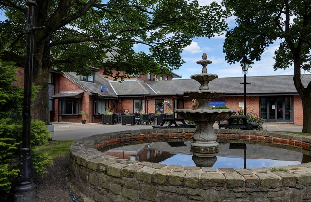 Best Western Manchester Oldham Smokies Park Hotel