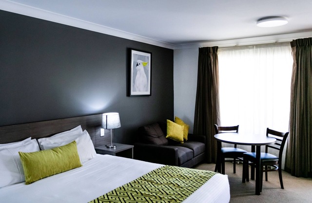 Best Western Plus Ambassador Orange