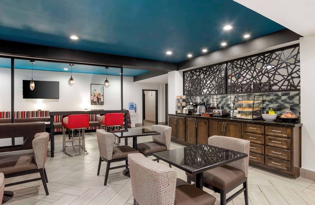 Best Western Plus Daphne Inn & Suites