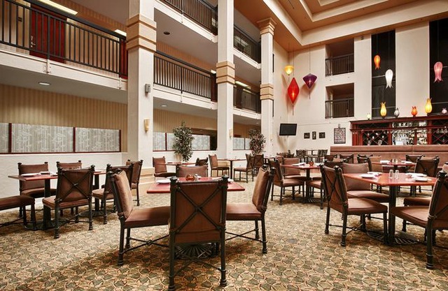 Best Western Plus Villa Del Lago Inn