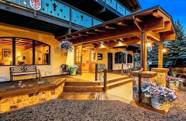 Best Western Tyrolean Lodge