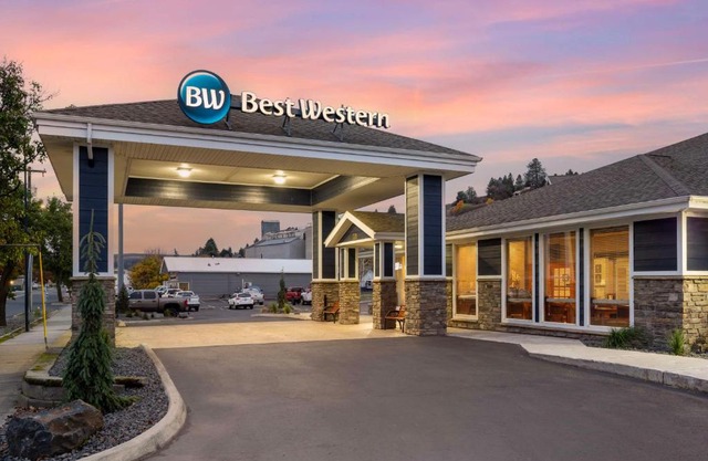 Best Western Wheatland Inn