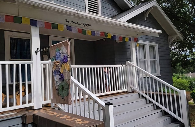 "Better Days" Inn/Comfortable 3br 1 Ba/Pet and Kid Friendly/Near Downtown