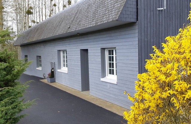 Between Dinard and Dinan, small country house entirely on one level