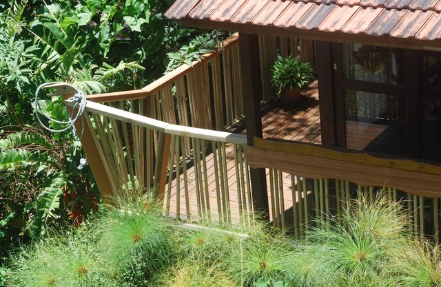 Between Lagoa and Paraiso do Sul Island, water natural source Vista Mountains