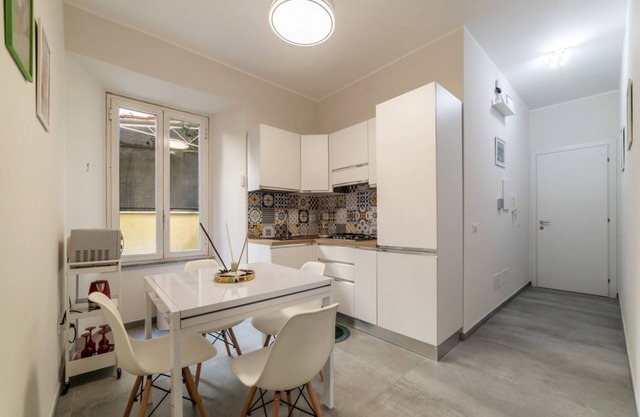 Between MM Bologna and Roma Tiburtina Cozy Apartment