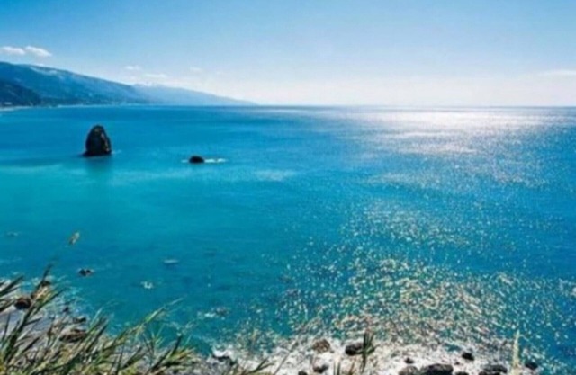 BETWEEN SPA AND SEA YOU CAN RELAX
