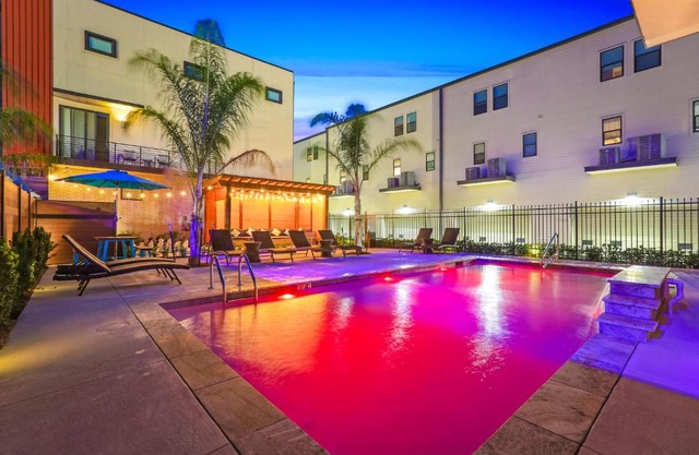 Bienville Villas: Brand New 4BR