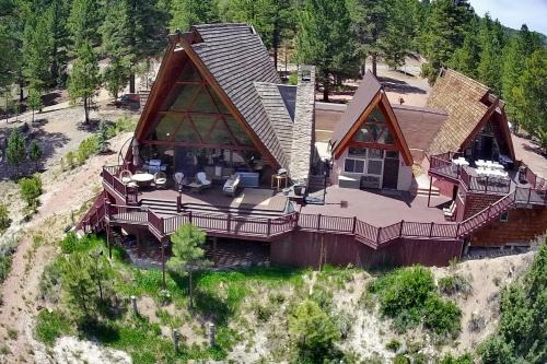 Big Family Fun! Mtn Cabin Between Bryce and Zion