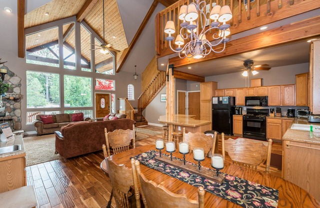Big family home with game room, WiFi, & gas fireplace - short drive to lake