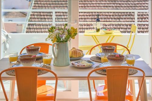 Big Group Beach Haven, Sleeps 28, by TimeCooler