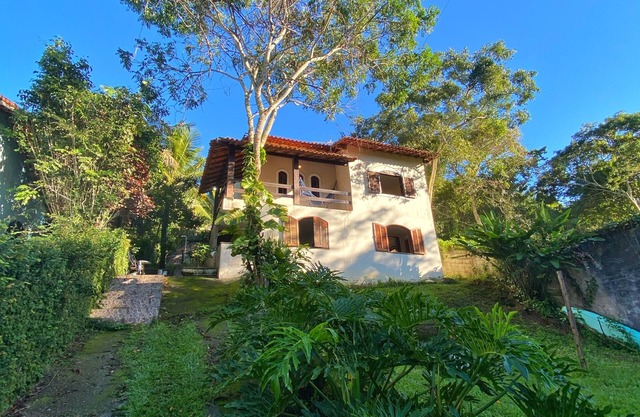 Big house 5 minutes from Itauna beach (free surf lesson)