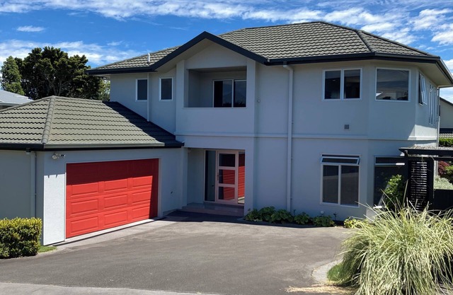 Big Red Door on Lismore