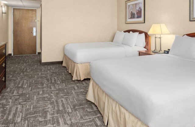 Big Sky Adventure! 4 Spacious Units Minutes to Riverfront Park and The Rimrocks