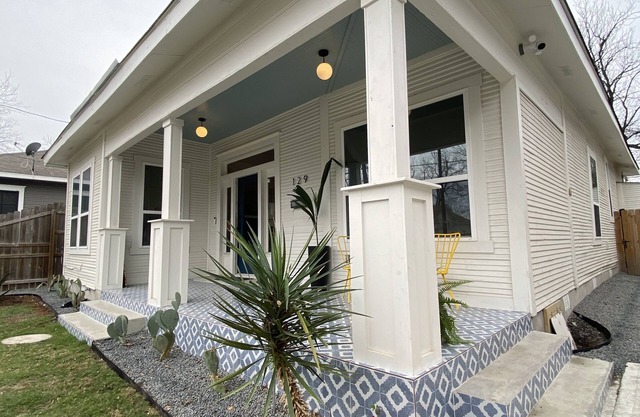 Bijou Casita in Historic Southtown near Riverwalk