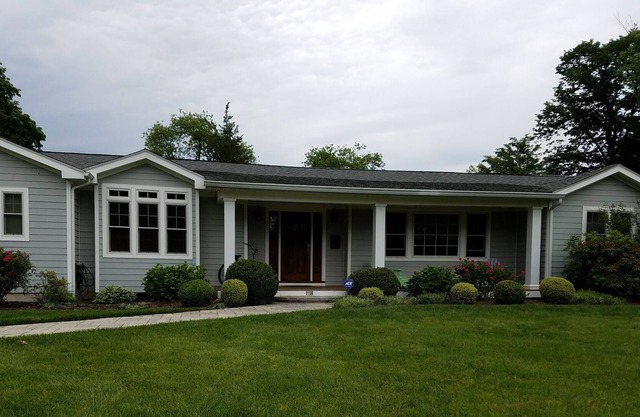 Bike to beach from family Shore house in quiet Sea Girt Estates