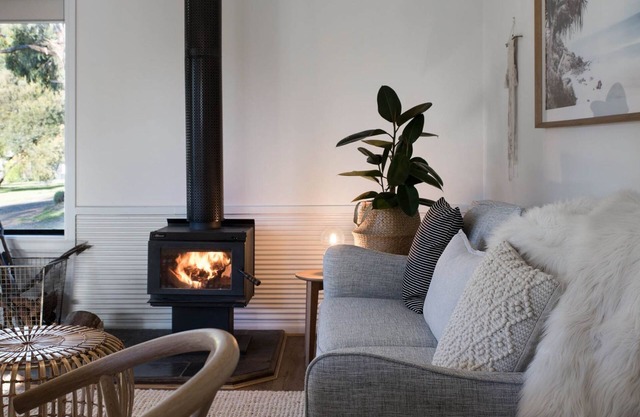 Billabong @ Bodhi Cottage 1- a tranquil retreat, 5 mins from Daylesford