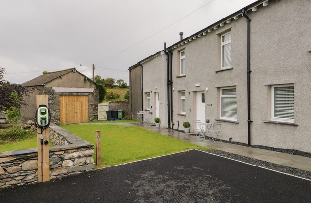 BILL’S BARN, pet friendly, with a garden in Ulverston