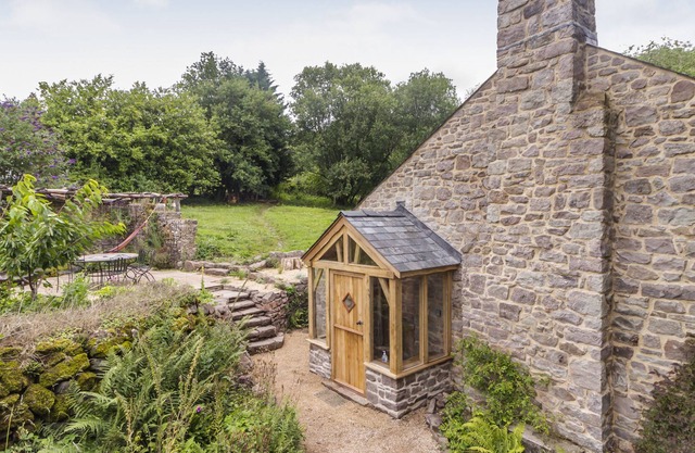 Birch Cottage - Eco Retreat