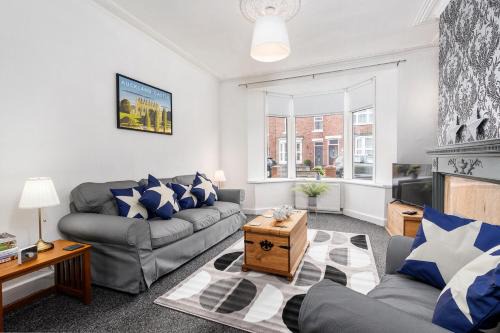 Bishop's Little Palace