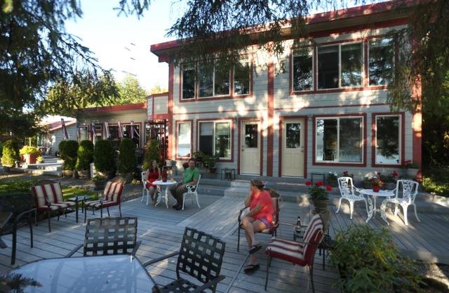 Black Bear Inn
