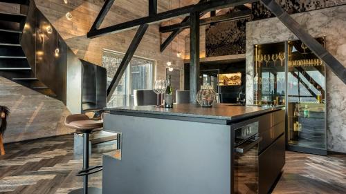 Black Diamond Chalet
