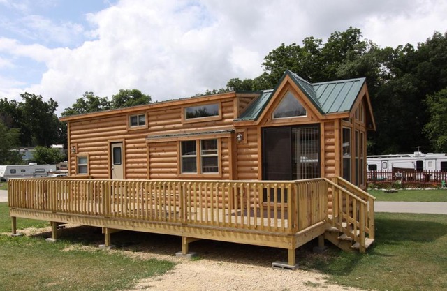 Blackhawk RV Campground Loft Cabin 14