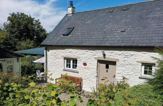 Blaenfforest Granary, Newcastle Emlyn