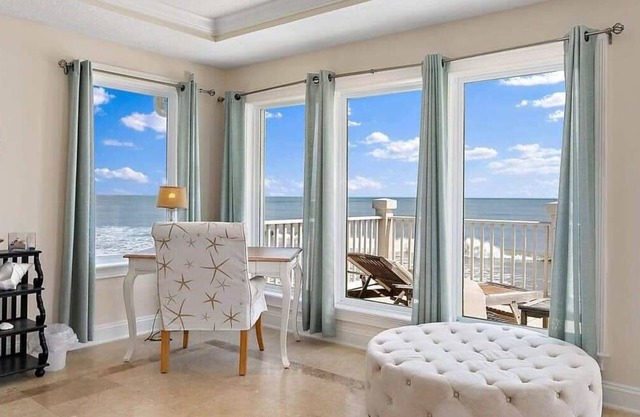 Blissful Beach | Wren Beach Rentals by Portoro