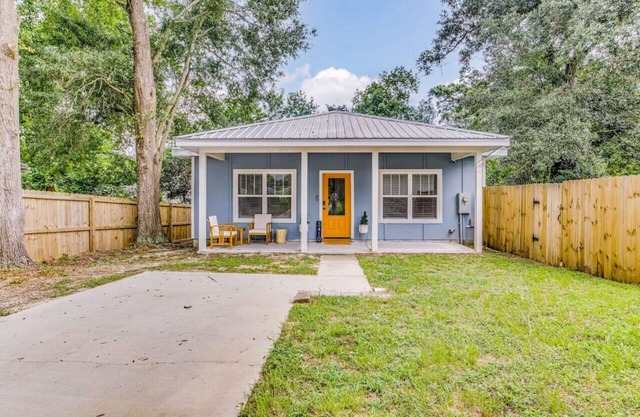 Blue Bungalow