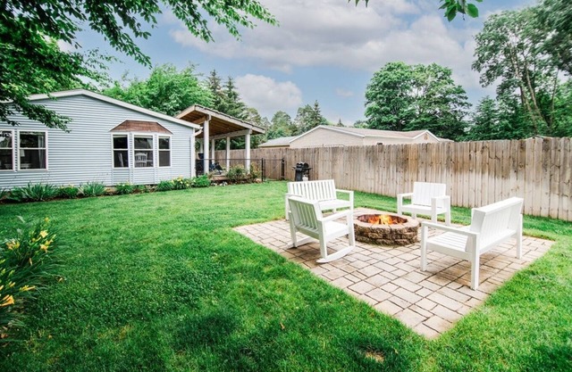 Blue Heron: Pet friendly: Bike & Walk