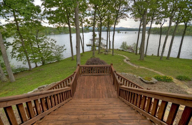 Blue Ridge Lake Retreat - Lake Blue Ridge