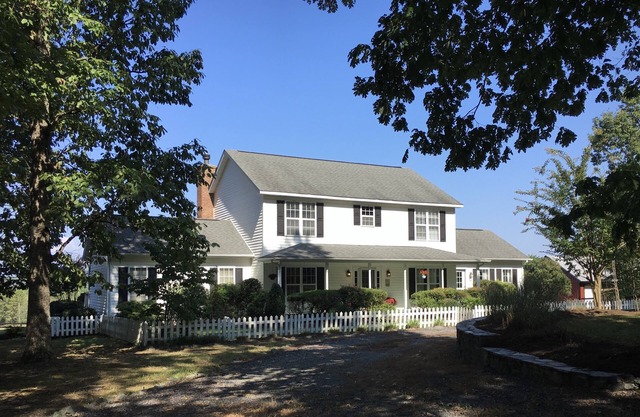 Blue Ridge Mountain House Getaway!