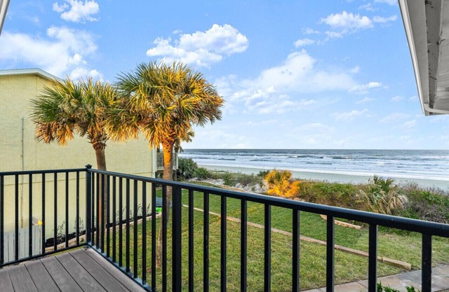 Blue Skies Oceanfront 2 bedroom townhouse