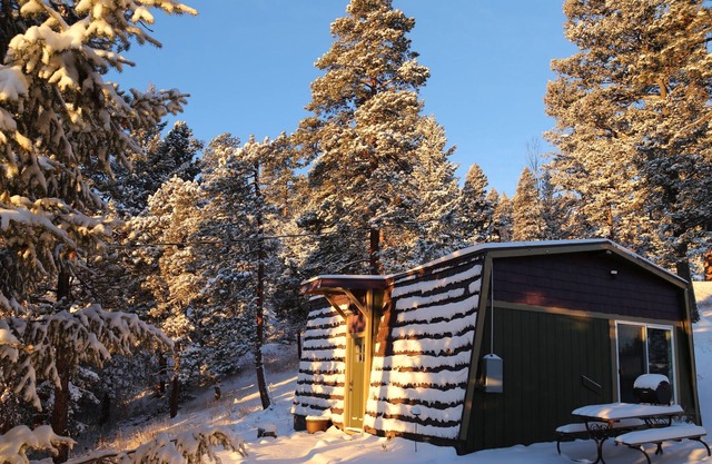 Blue Sky Chalet- Tranquil Getaway