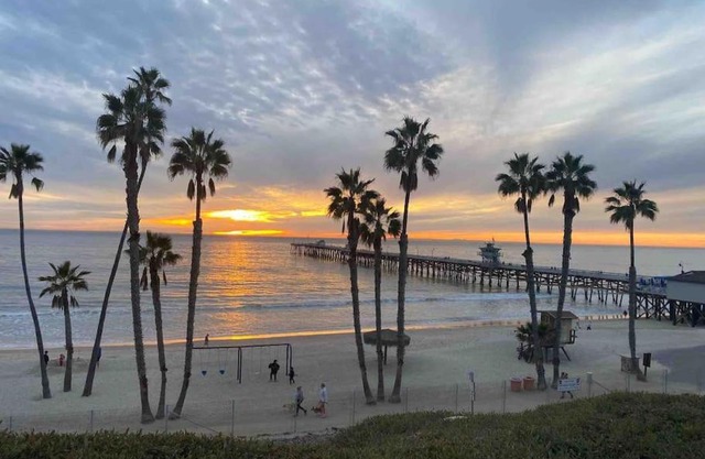 Blue Whale Inn Pet and Kid Friendly Unit C