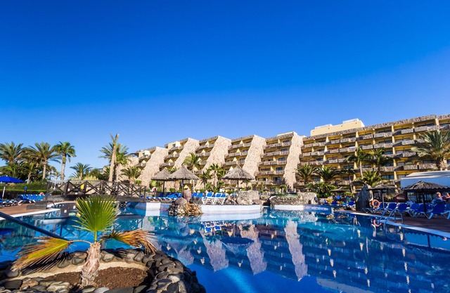 BlueBay Beach Club Aparthotel