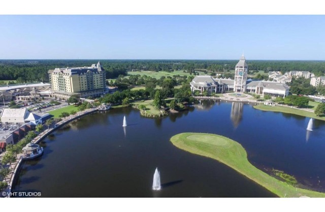 Bluegreens Grande Villas at World Golf Village® is a country club-style setting.