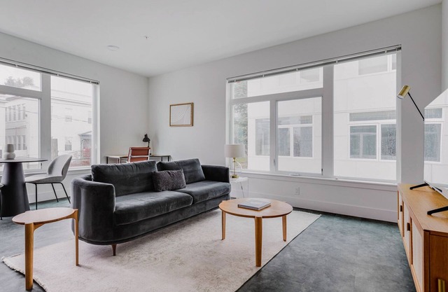 Blueground | First Hill, AC, w/d, nr stadiums