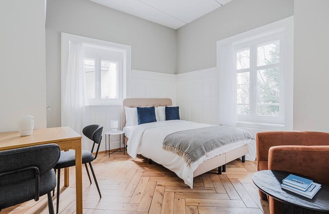 Blueground | Oberstrass, rooftop, a/c, furnished