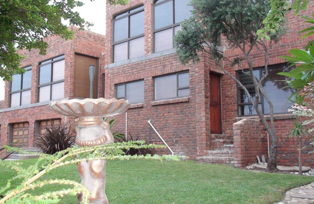 Bluewater Beach Accommodation