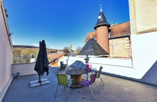BnB Epernay Terrace 86 Exceptional apartment in Epernay with terrace and spectacular view of the Champagne vineyard