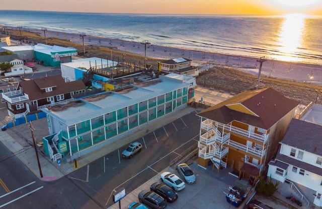 Boardwalk Sand & Surf Beach Hotel Oceanfront