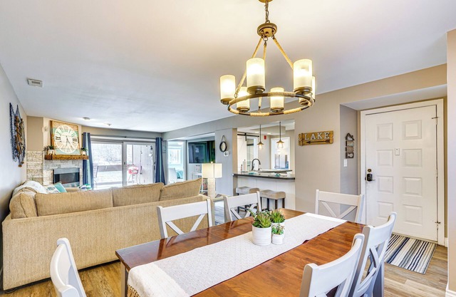 Boat Slip + Pools: Lakefront Osage Beach Condo