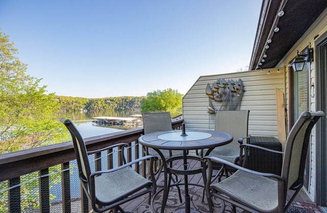 Boat Slip & Ramp- Trailer Parking- Lakefront Pool