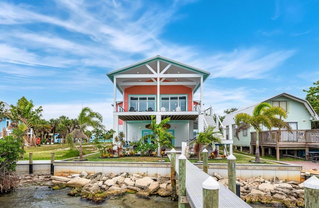 Boater's paradise-Private Island-Water-front-Close to Sebastian Inlet-Pets okay