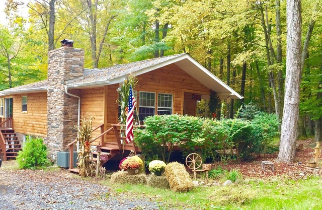 Bob's Big Woods Bungalow - 3 Bedrooms-3 Bath - A/c and Wif