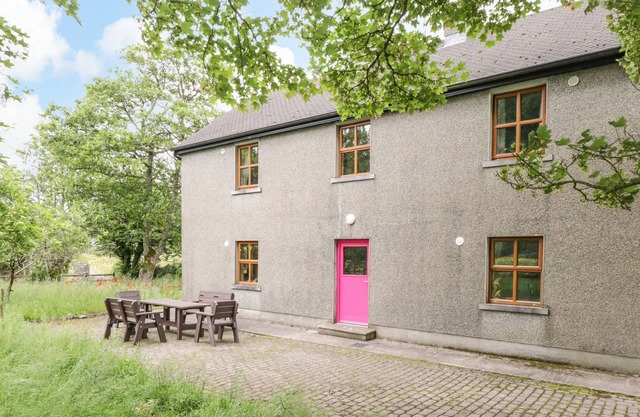 BOHANS BARN, pet friendly, with open fire in Crossmolina, County Mayo